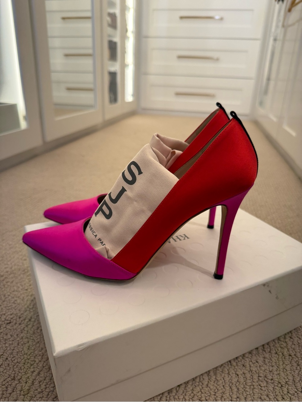 Pink SJP Sarah Jessica Parker Satin Pointed Toe Pumps Pink Red Heels EU 39.5